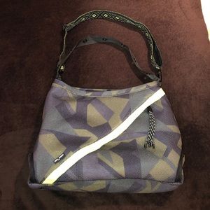 Go Dash Dot Infinity Bag